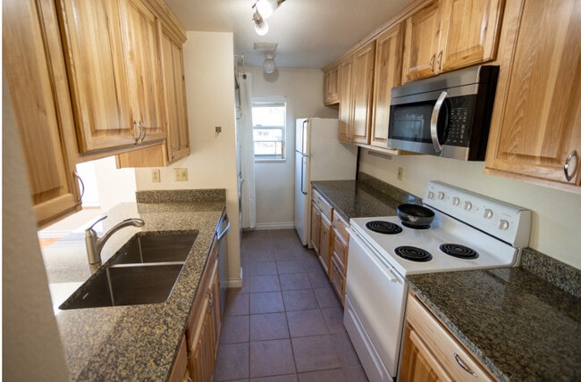 3618 Evanston Ave in Seattle, WA - Building Photo - Building Photo