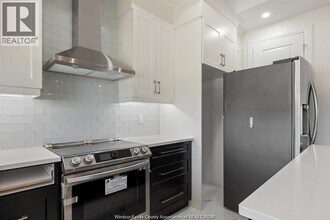 510 Veneto St in Lakeshore, ON - Building Photo - Building Photo