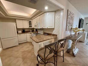 101 Briny Ave in Pompano Beach, FL - Building Photo - Building Photo