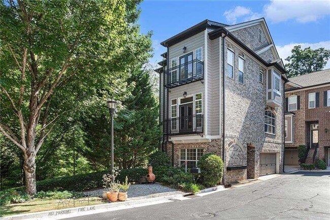 2695 Rivers Edge Dr NE in Atlanta, GA - Building Photo - Building Photo