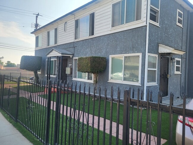 10239 S 8th Ave, Unit 3