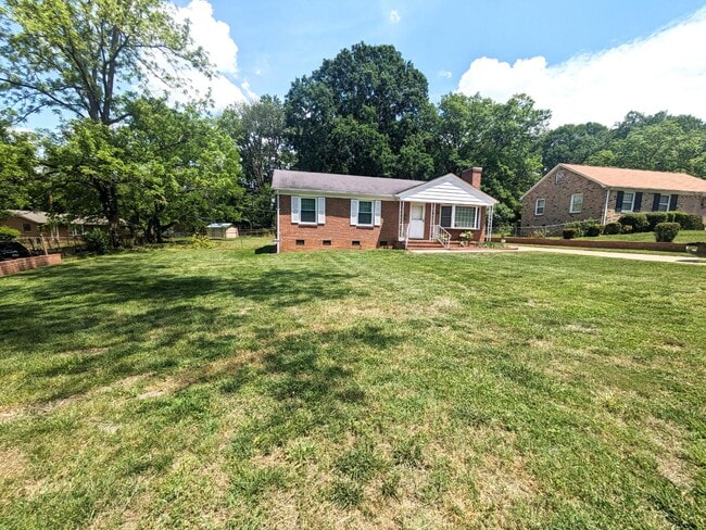 3215 Barfield Dr in Charlotte, NC - Building Photo - Building Photo