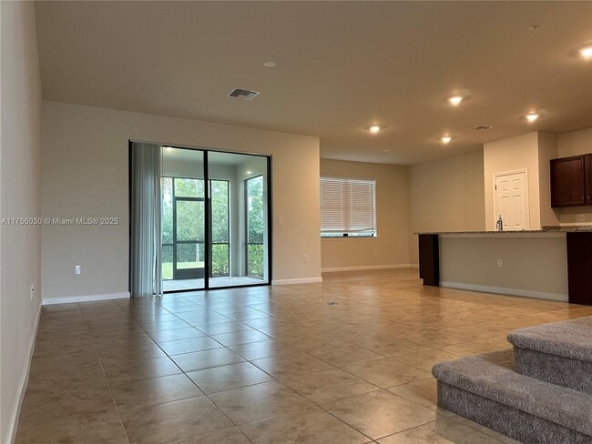 4796 Crested Eagle Ln in Ft. Myers, FL - Building Photo - Building Photo