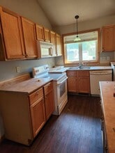 1040 4th St SE in Forest Lake, MN - Building Photo - Building Photo