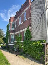 101 S Comstock St-Unit -2 in Joliet, IL - Building Photo - Building Photo