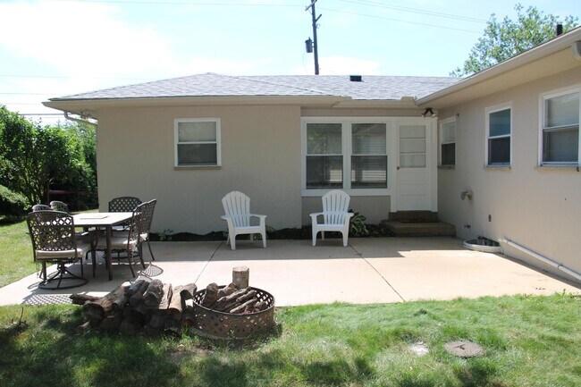 4024 Riverside Dr in Columbus, OH - Building Photo - Building Photo