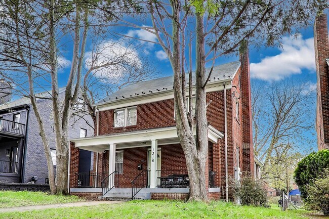 1316 Van Buren St NW in Washington, DC - Building Photo - Building Photo