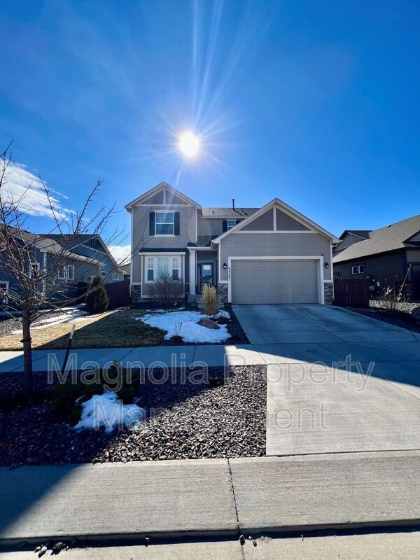 3333 Bright Moon Dr in Colorado Springs, CO - Building Photo - Building Photo
