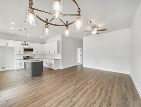 4818 Paula St in Houston, TX - Building Photo - Building Photo