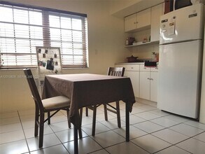 6565 Santona St in Coral Gables, FL - Building Photo - Building Photo