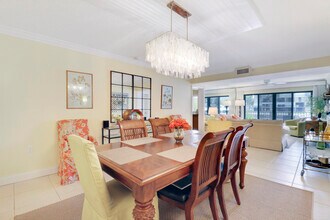 1301 Seafarer Cir in Jupiter, FL - Building Photo - Building Photo