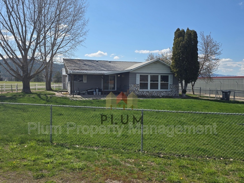 15205 Mullan Rd in Missoula, MT - Building Photo