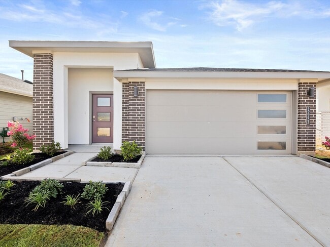 property at 12733 Ermine St