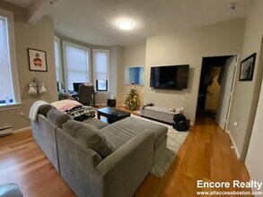 24 Isabella St, Unit 23-8 in Boston, MA - Building Photo - Building Photo