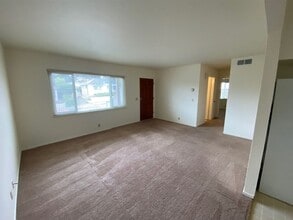 306 Lobos Ave in Pacific Grove, CA - Building Photo - Building Photo