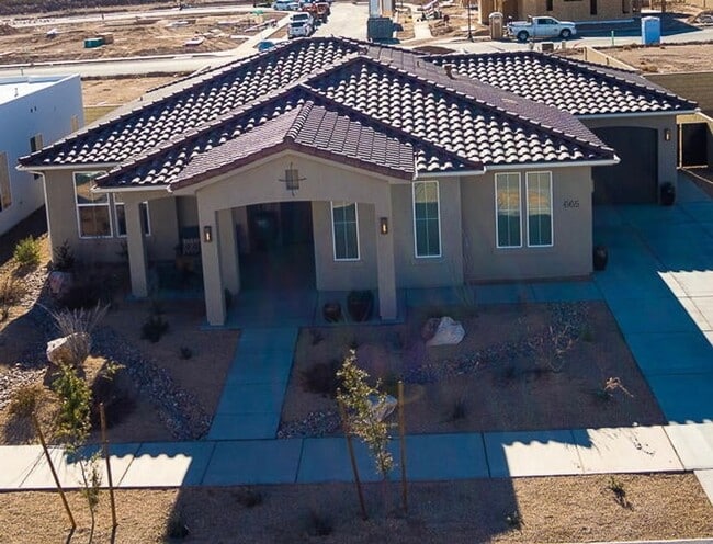 property at 665 W Fire Sky Dr