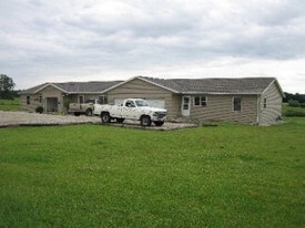 221 State Route 103 in Sycamore, OH - Building Photo