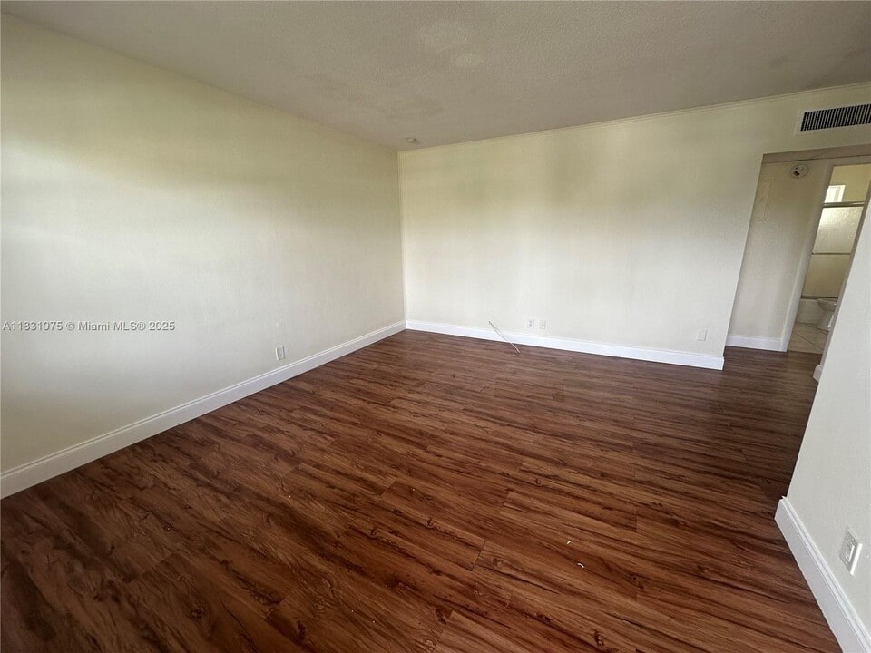 5420 NE 22nd Terrace in Fort Lauderdale, FL - Building Photo