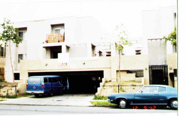 Ocean Gate Apartments in Long Beach, CA - Building Photo - Building Photo