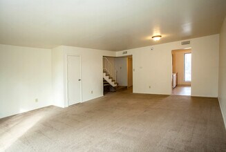Reserve at Norwood Apartment Homes in Huntington, IN - Foto de edificio - Building Photo