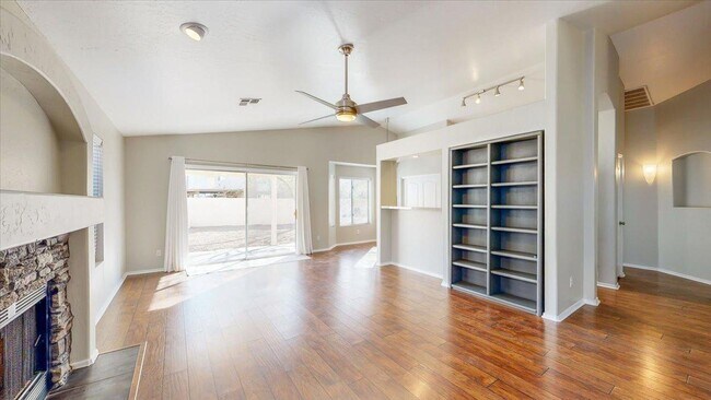 12831 S 45th St in Phoenix, AZ - Building Photo - Building Photo