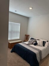 7968 Hickory Meadow Rd in Millington, TN - Building Photo - Building Photo