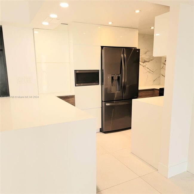 property at 2333 Brickell Ave