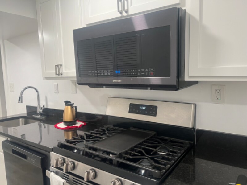 4801 Oliver St in Riverdale Park, MD - Building Photo