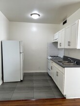 615 Normandie Ave in Los Angeles, CA - Building Photo - Building Photo
