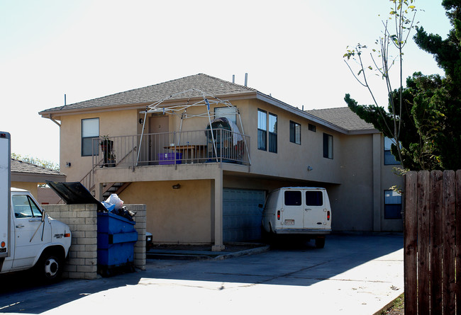 9841 Russell Ave in Garden Grove, CA - Building Photo - Building Photo