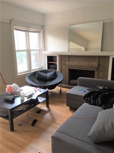 640 W Roscoe St in Chicago, IL - Building Photo - Building Photo
