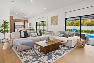 14825 SW 168th Terrace in Miami, FL - Building Photo