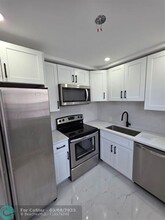 350 Brighton I in Boca Raton, FL - Foto de edificio - Building Photo