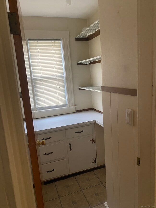 20 Ward St in Bristol, CT - Building Photo - Building Photo