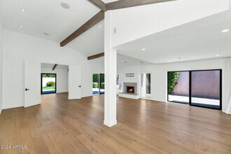 7328 E Krall St in Scottsdale, AZ - Building Photo - Building Photo