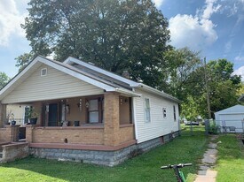 330 S Rural St in Indianapolis, IN - Building Photo