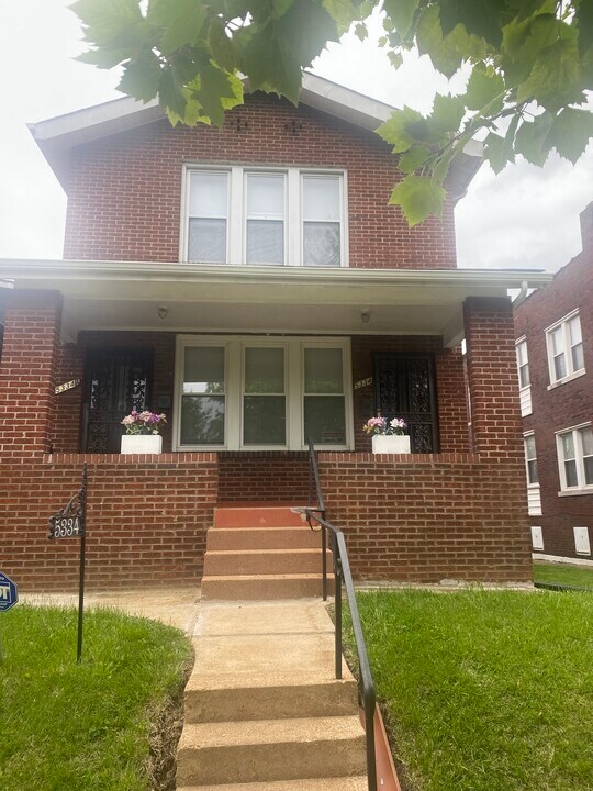 5334 N Kingshighway Blvd, Unit 5334A Kinghighway in St. Louis, MO - Building Photo