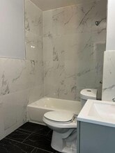 157 Voss Ave in Yonkers, NY - Building Photo - Building Photo