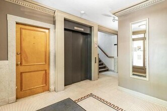 125 Park Dr, Unit # 36 in Boston, MA - Building Photo - Building Photo