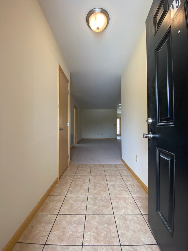 46 Sunshine Ln in Manchester, TN - Building Photo - Building Photo