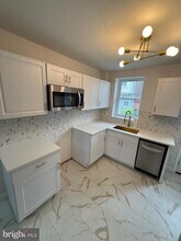5612 Rodman St in Philadelphia, PA - Building Photo - Building Photo
