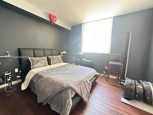 601 NE 23rd St, Unit 901 in Miami, FL - Building Photo - Building Photo