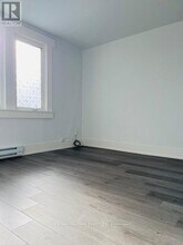 2961 Lake Shore Blvd W in Toronto, ON - Building Photo - Building Photo