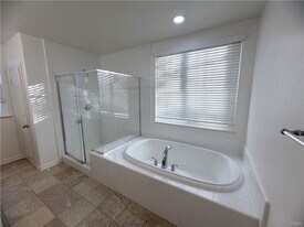 2923 Maricopa St in Torrance, CA - Building Photo