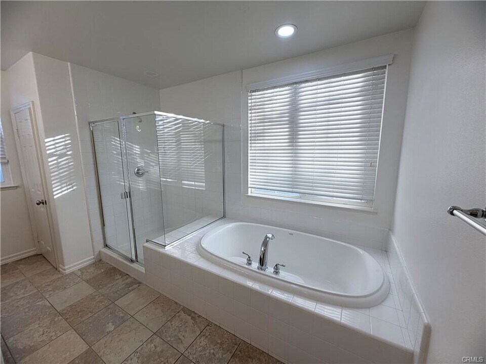 2923 Maricopa St in Torrance, CA - Building Photo