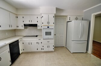 2510 Alpine Rd in Durham, NC - Building Photo - Building Photo