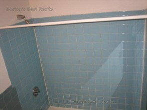 1027 Commonwealth Avenue-Unit -12 in Boston, MA - Building Photo - Building Photo