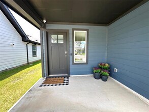 504 Sandringham Lp in Kyle, TX - Building Photo - Building Photo