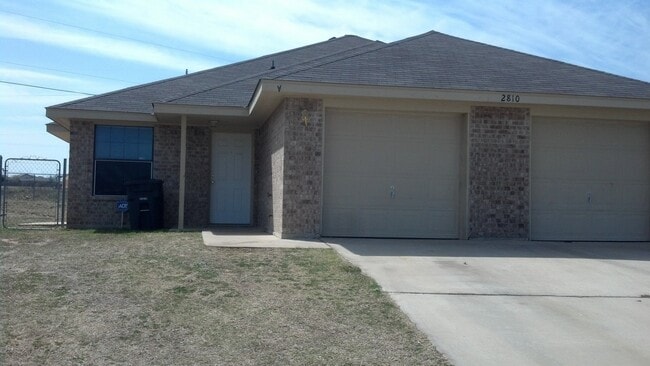 property at 2810 Alma Dr