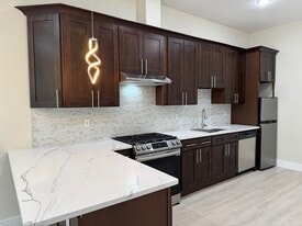 527 Union Ave in Belleville, NJ - Building Photo